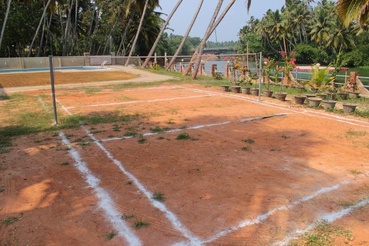 Travancore Island Resort Thiruvananthapuram Exterior foto